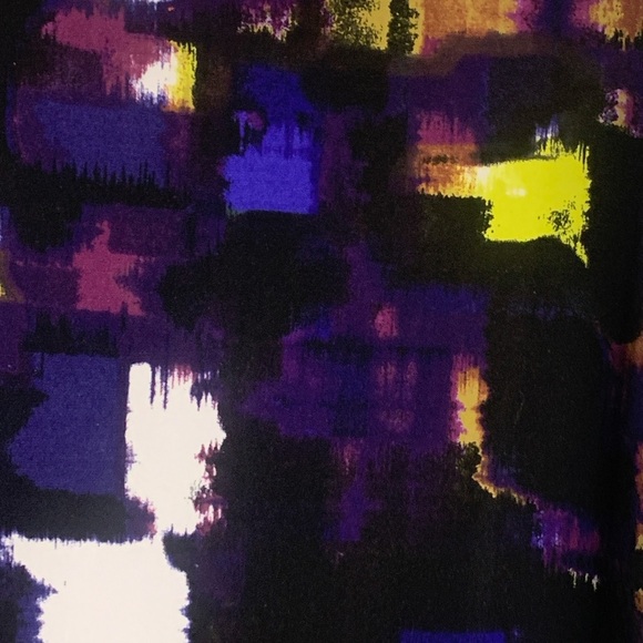 Large Tunic Top/Dress, Long Sleeve, Abstract multicolored black, scoop neck, EUC - Picture 2 of 3